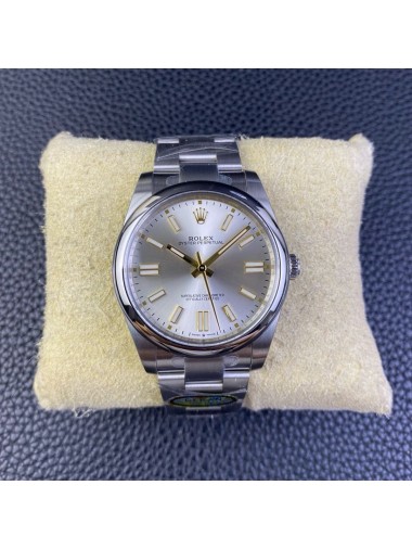 Rolex oyster perpetual-41MM-124300-0001 