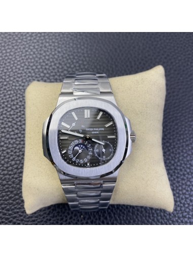 Patek Philippe Nautilus 5712G