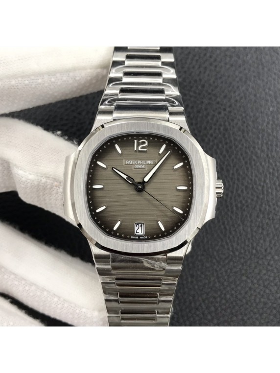 Patek Philippe Nautilus7118-1A-011 